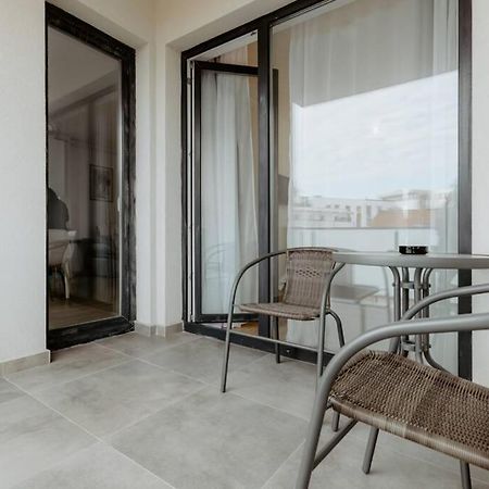 Nest Inn Oasis Residence บายามาเร ภายนอก รูปภาพ